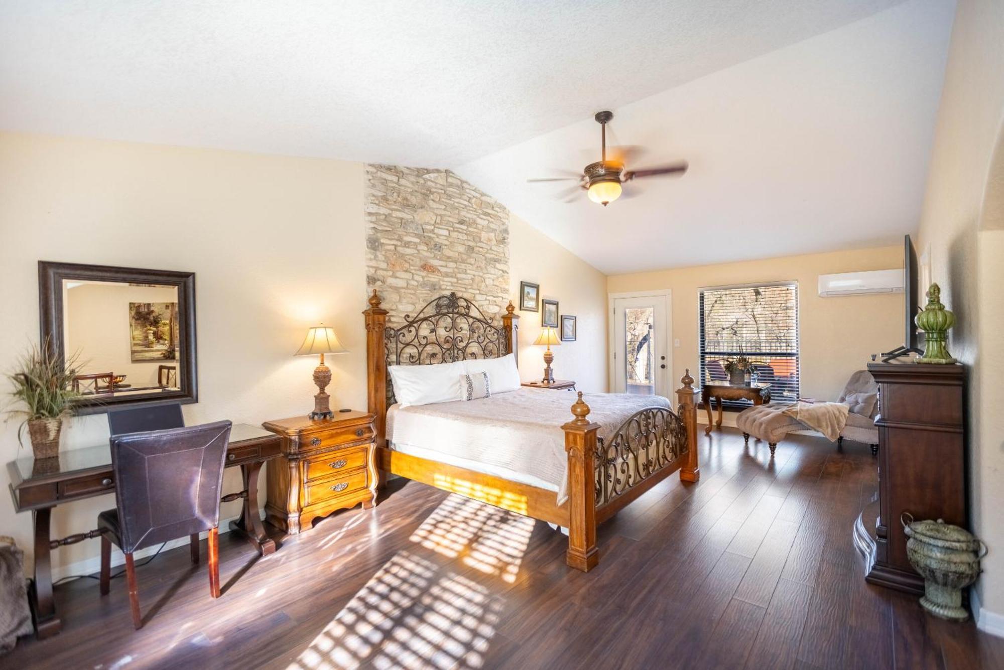 Messina Inn Wimberley Quarto foto