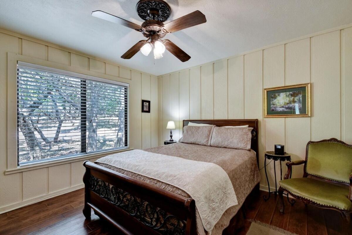 Messina Inn Wimberley Quarto foto