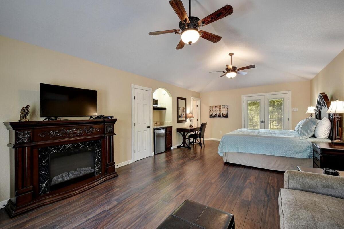 Messina Inn Wimberley Quarto foto