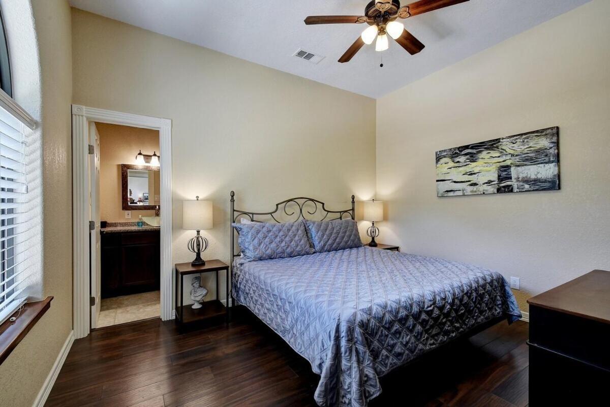 Messina Inn Wimberley Quarto foto