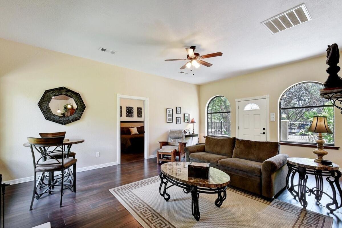 Messina Inn Wimberley Quarto foto