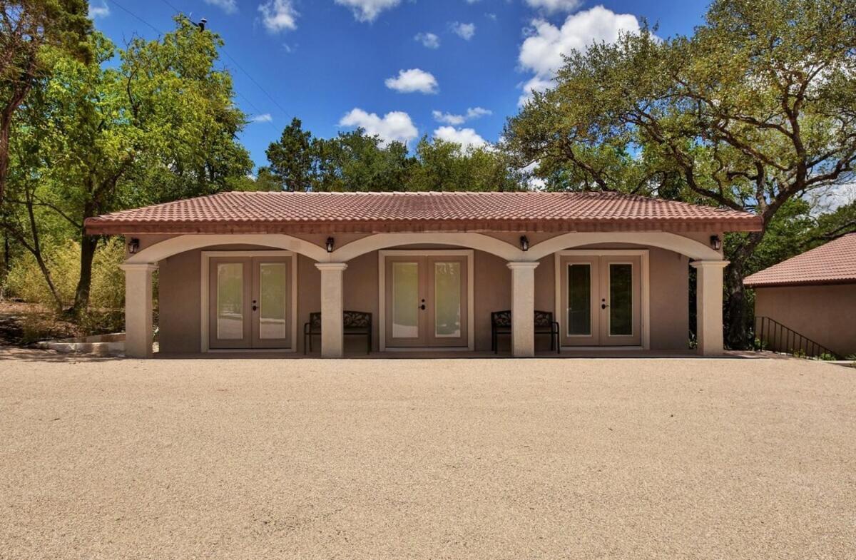 Messina Inn Wimberley Exterior foto